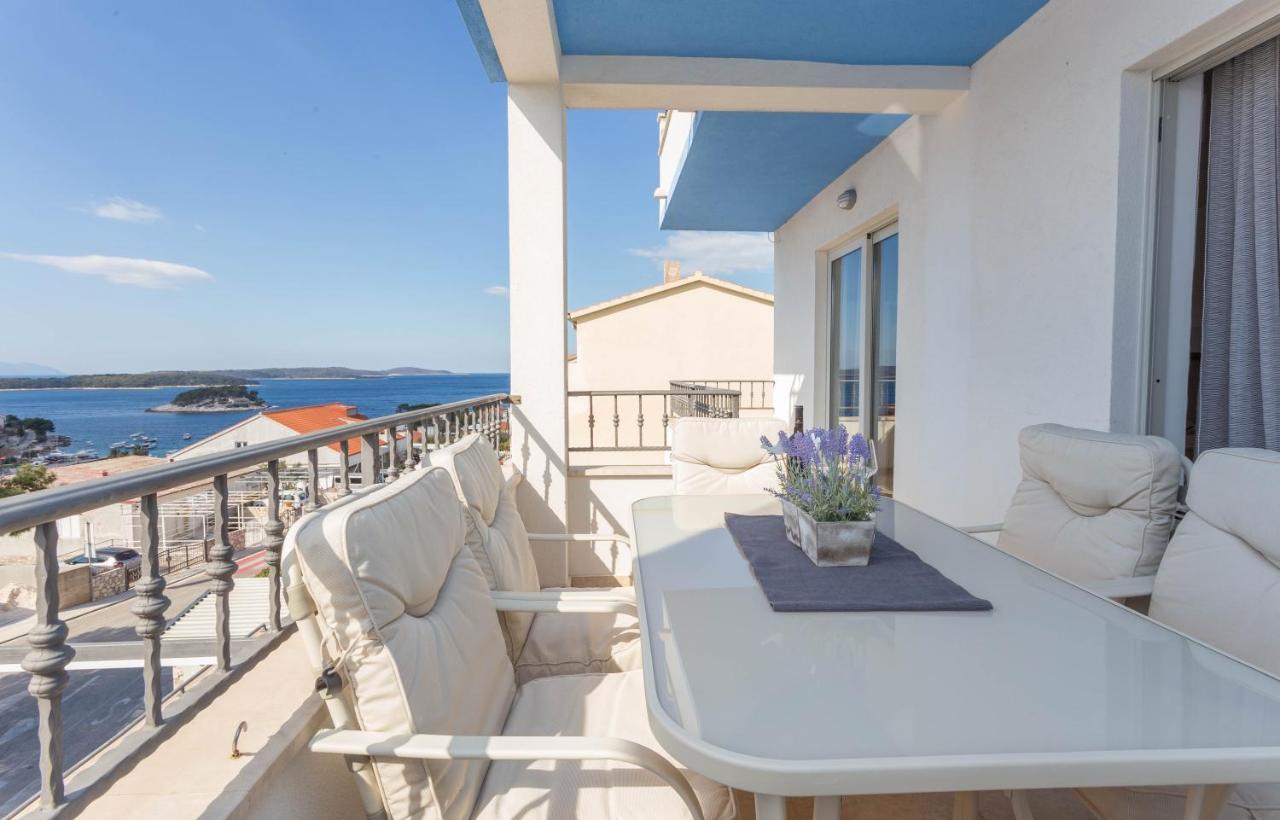 Apartment Tasina Hvar Town Luaran gambar