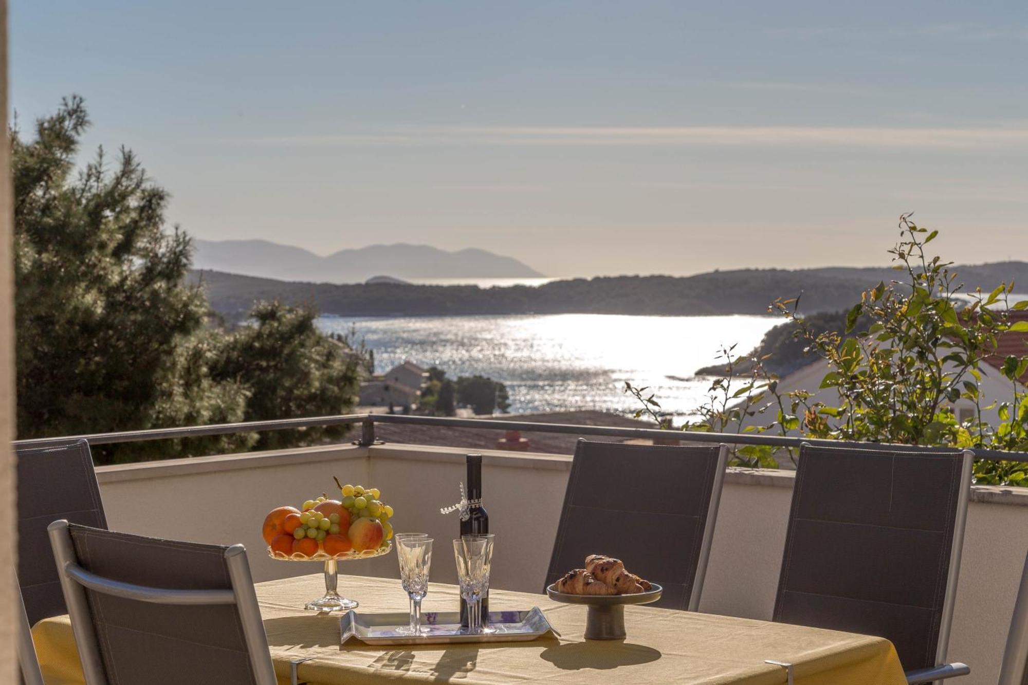 Apartment Tasina Hvar Town Luaran gambar